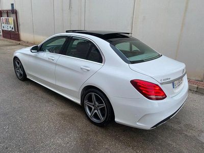 Usado Mercedes C220 AMG 170 CV (125 kW) 2018 Blanco Berlina