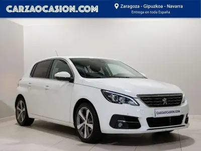 Usado Peugeot 308 Allure 110 CV (80 kW) 2019 Blanco Utilitario
