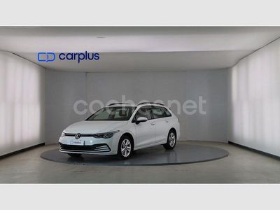 Blanco puro Usado 2022 VW Golf VIII Familiar | 20.990 € (Precio justo)