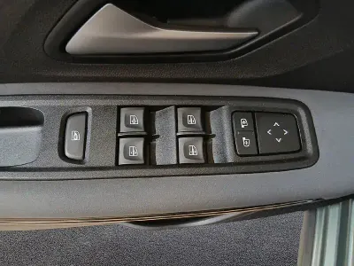 Usado Dacia Jogger Extreme 100 CV (73 kW) 2023 Verde Monovolumen