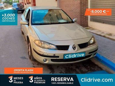 Beige Usado 2007 Renault Laguna III Authentique Berlina | 3390 € (Precio justo)