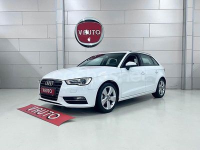 Usado Audi A3 150 CV (110 kW) 2015 Blanco Berlina