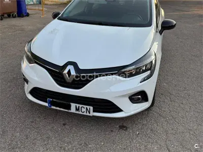 Usado Renault Clio V Equilibre 90 CV (66 kW) 2022 Blanco Berlina