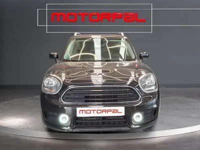 Usado Mini Countryman 117 CV (86 kW) 2020 Negro SUV