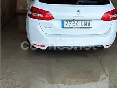 Usado Peugeot 308 Allure 130 CV (95 kW) 2021 Blanco Berlina