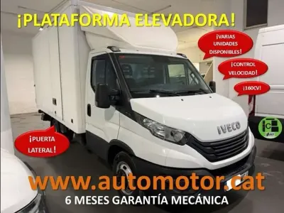 Usado Iveco Daily 160 CV (117 kW) 2023 Blanco Van