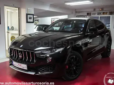 Usado Maserati Levante 275 CV (202 kW) 2017 Negro SUV