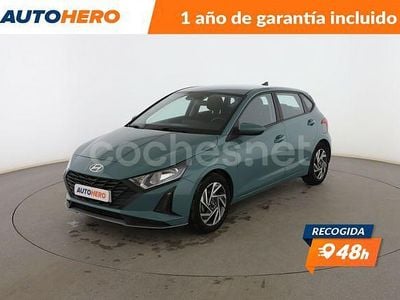 Usado Hyundai i20 84 CV (61 kW) 2024 Verde Berlina