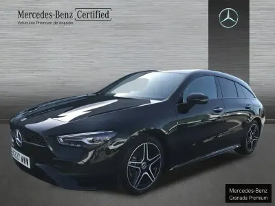 Usado Mercedes CLA200 150 CV (110 kW) 2024 Negro Familiar
