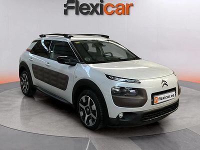 Blanco Usado 2016 Citroën C4 Live Berlina | 8990 € (Precio justo)