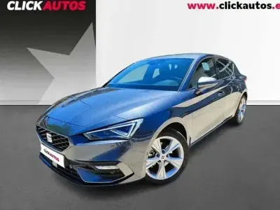 Käytetty Seat Leon FR 150 HP (110 kW) 2025