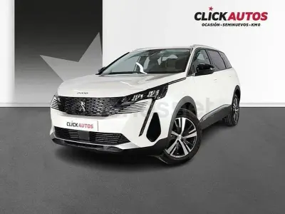 Usado Peugeot 5008 Allure 130 CV (95 kW) 2023 Blanco SUV