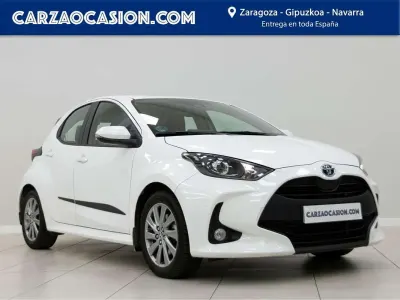 Usado Toyota Yaris Active 116 CV (85 kW) 2022 Blanco Utilitario