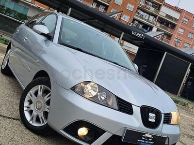 Usado Seat Ibiza Reference 70 CV (51 kW) 2007 Gris / plata Utilitario