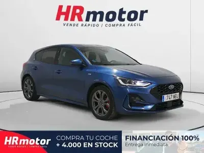 Begagnad Ford Focus ST-Line 125 HK (91 kW) 2022 Blå