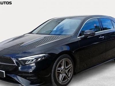 Usado Mercedes A180 116 CV (85 kW) 2023 Negro