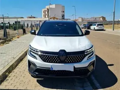 Usado Renault Austral Techno 200 CV (147 kW) 2024 Blanco SUV