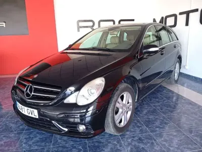 Usado Mercedes R320 224 CV (164 kW) 2010 Negro Familiar