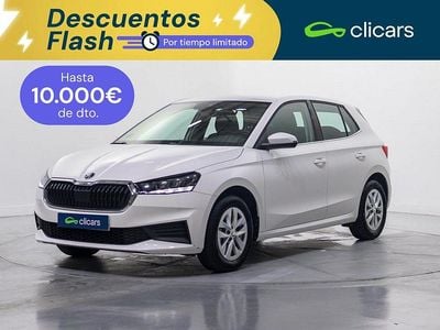 Usado Skoda Fabia Ambition 80 CV (58 kW) 2022 Blanco Utilitario