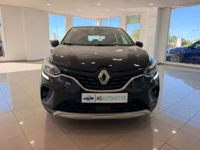 Usado Renault Captur Evolution 160 CV (117 kW) 2022 Negro SUV