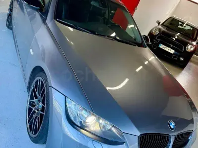 Usado BMW 325 218 CV (160 kW) 2008 Gris / plata Coupe