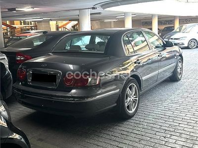 Gris / plata Usado 2006 Kia Opirus EX Berlina | 4500 €