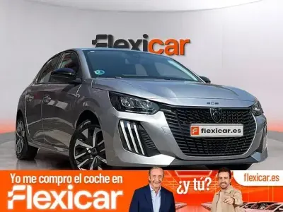 Usado Peugeot 208 Allure 100 CV (73 kW) 2025 Gris Utilitario
