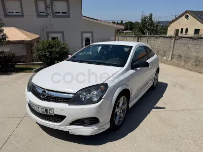 Usado Opel Astra GTC