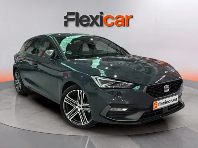 Usado Seat Leon FR 115 CV (84 kW) 2025 Gris Berlina