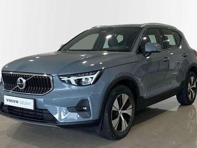 Gris Usado 2022 Volvo XC40 Core SUV | 30.500 € (Precio justo)
