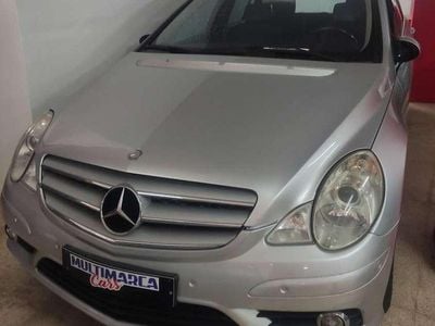 Mercedes R320