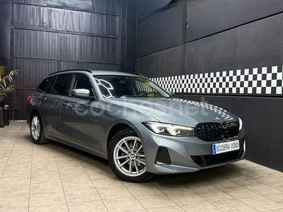 Gris / plata Usado 2023 BMW 318 Shadowline Familiar | 27.990 € (Precio justo)