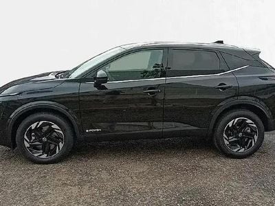 Midnight black (metalizado) Usado 2024 Nissan Qashqai N-Connecta SUV | 30.500 € (Caro)