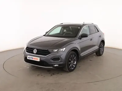 Usado VW T-Roc Sportline 150 CV (110 kW) 2018 Gris SUV