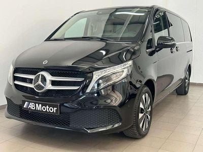 Mercedes V220
