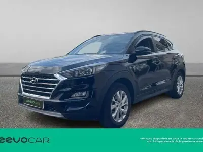 Usado Hyundai Tucson Style 136 CV (100 kW) 2021 Negro SUV