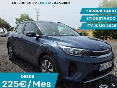Usado Kia Stonic 120 CV (88 kW) 2021 Azul SUV