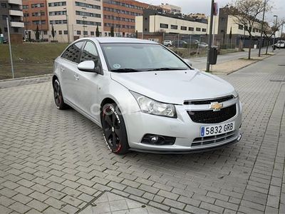 Usado Chevrolet Cruze LT 150 CV (110 kW) 2009 Gris / plata Berlina