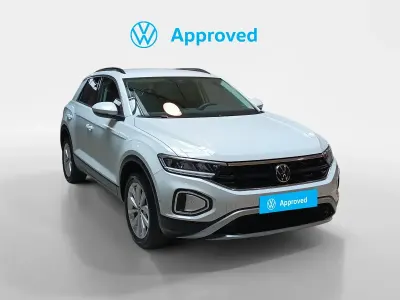 Usado VW T-Roc 116 CV (85 kW) 2024 Blanco SUV