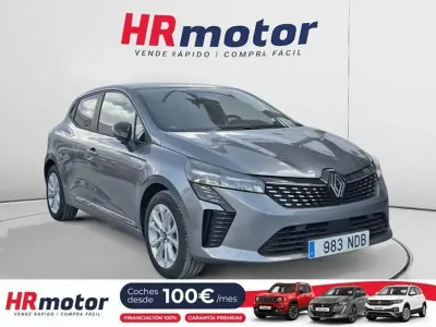 Usado Renault Clio Evolution 101 CV (74 kW) 2025 Gris Utilitario
