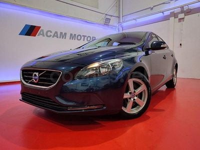 Usado Volvo V40 Momentum 190 CV (139 kW) 2015 Azul Berlina