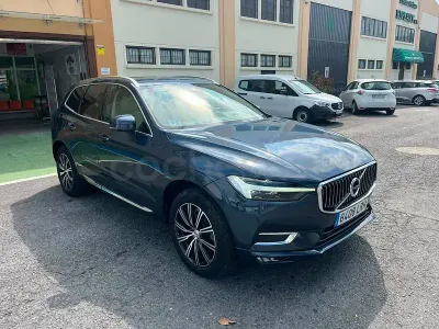 Usado Volvo XC60 Inscription 197 CV (144 kW) 2021 Azul SUV