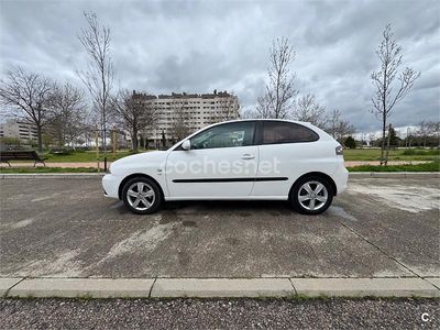 Usado Seat Ibiza Sport 100 CV (73 kW) 2007 Blanco Utilitario