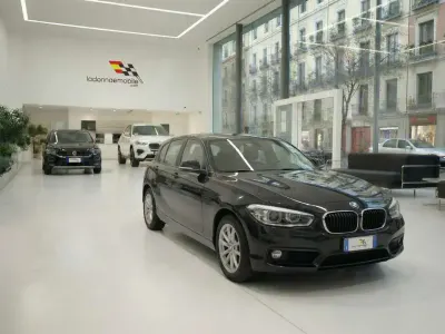Usado BMW 120 184 CV (135 kW) 2019 Negro Utilitario