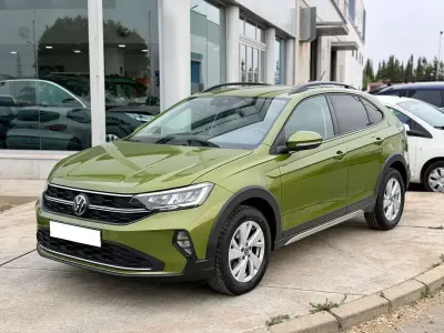 Usado VW Taigo Life 110 CV (80 kW) 2023 Verde SUV