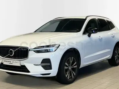 Usado Volvo XC60 Momentum 197 CV (144 kW) 2021 Blanco SUV