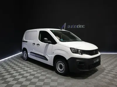Usado Peugeot Partner 100 CV (73 kW) 2022 Blanco Monovolumen