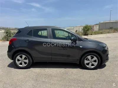 Usado Opel Mokka X Innovation 140 CV (102 kW) 2018 Gris / plata SUV
