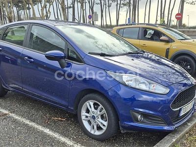 Azul Usado 2016 Ford Fiesta Trend Berlina | 7500 € (Precio justo)