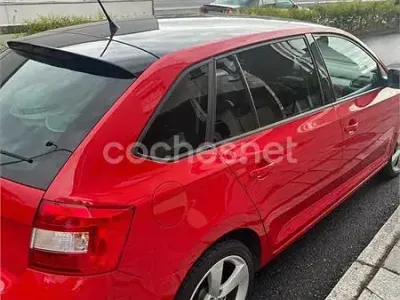 Usado Skoda Rapid Elegance 116 CV (85 kW) 2014 Rojo Utilitario